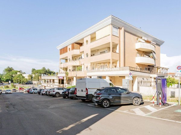 appartamento in vendita a Bracciano in zona Pisciarelli
