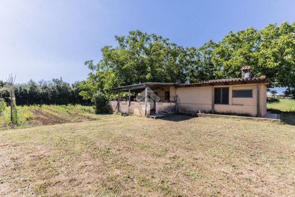 casa indipendente in vendita a Bracciano