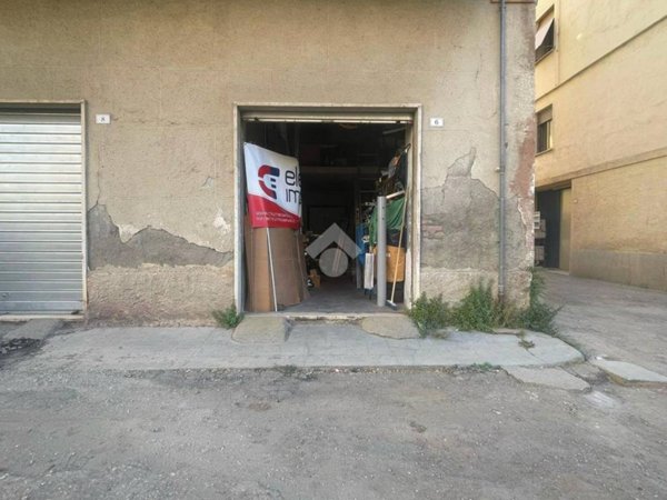 locale di sgombero in vendita a Bracciano