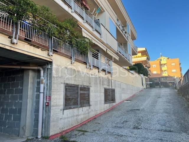 ufficio in vendita a Bracciano