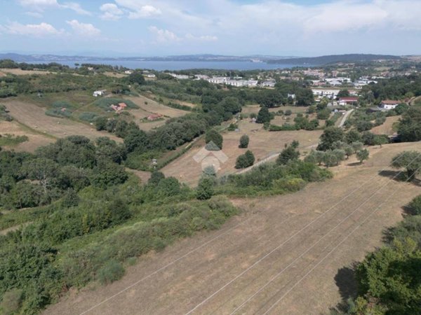 terreno in vendita a Bracciano