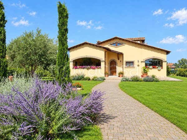 casa indipendente in vendita a Bracciano in zona Vigna di Valle