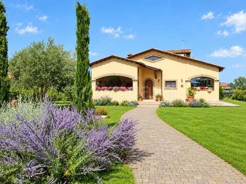 casa indipendente in vendita a Bracciano in zona Vigna di Valle