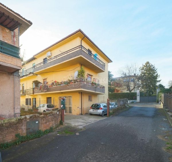 appartamento in vendita a Campagnano di Roma