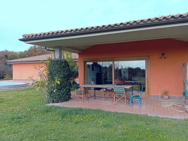 casa indipendente in vendita a Campagnano di Roma