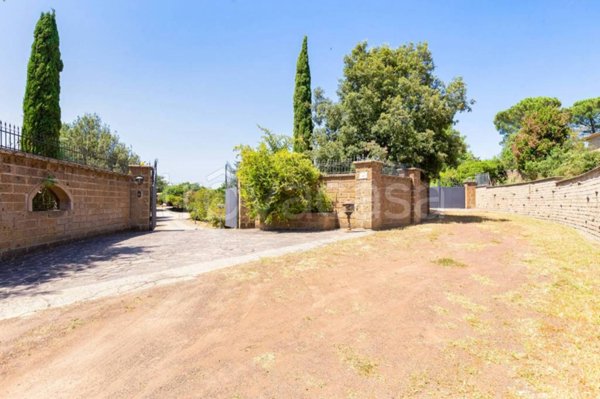 casa indipendente in vendita a Campagnano di Roma