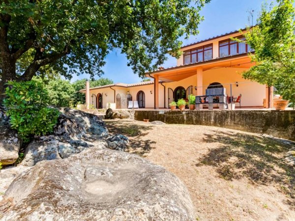 casa indipendente in vendita a Campagnano di Roma