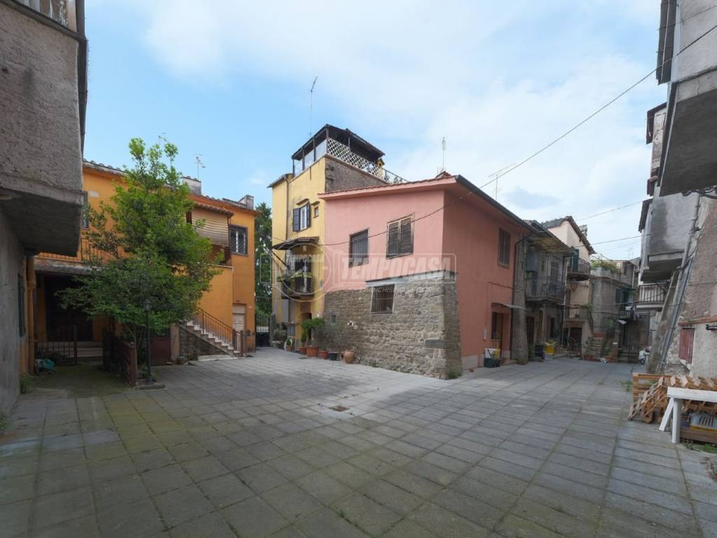 appartamento in vendita a Campagnano di Roma