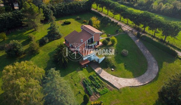 casa indipendente in vendita a Campagnano di Roma