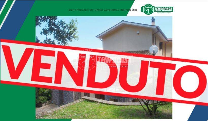 casa indipendente in vendita a Campagnano di Roma