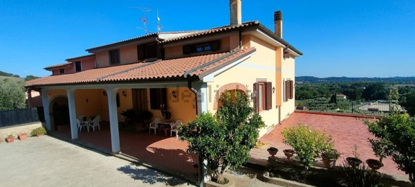 casa indipendente in vendita a Campagnano di Roma