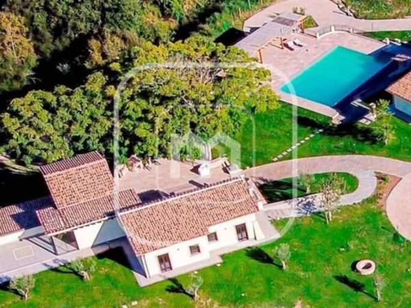 casa indipendente in vendita a Campagnano di Roma