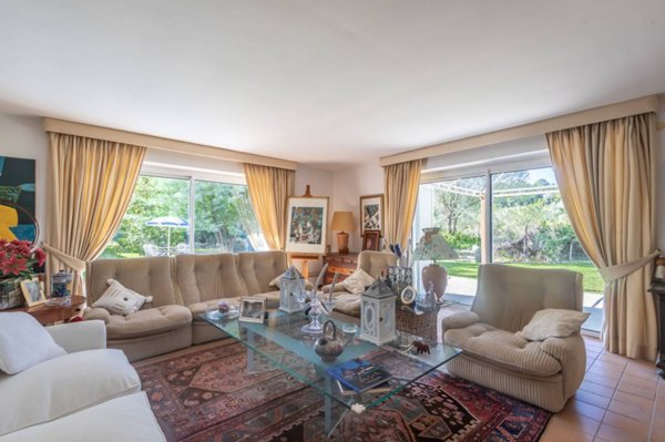 casa indipendente in vendita a Campagnano di Roma