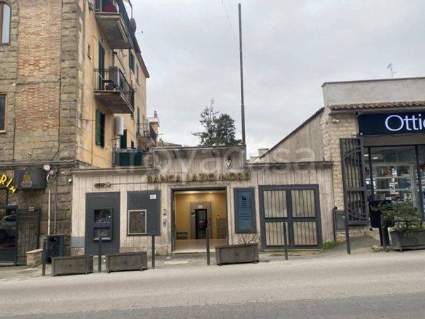 negozio in vendita a Campagnano di Roma