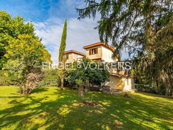casa indipendente in vendita a Campagnano di Roma
