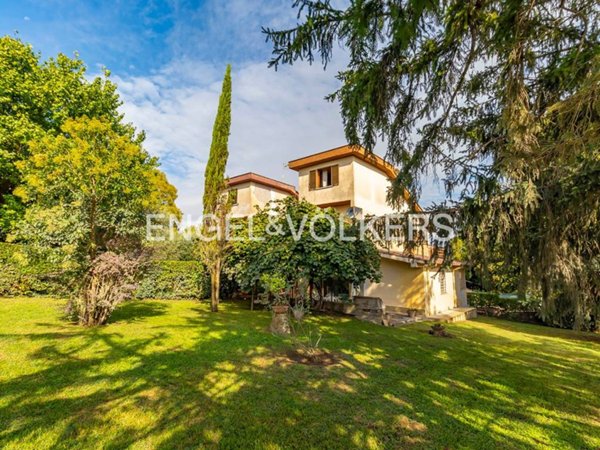 casa indipendente in vendita a Campagnano di Roma