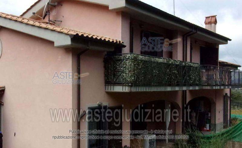 casa indipendente in vendita a Campagnano di Roma