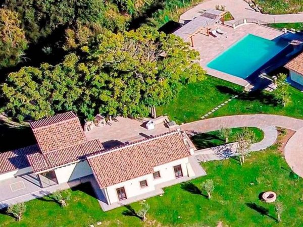 casa indipendente in vendita a Campagnano di Roma
