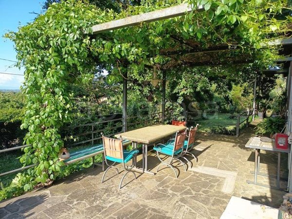casa indipendente in vendita a Campagnano di Roma