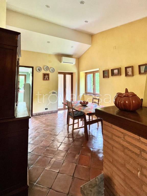 casa indipendente in vendita a Campagnano di Roma