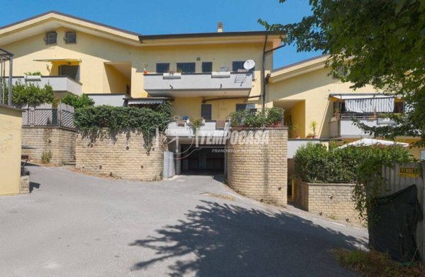appartamento in vendita a Campagnano di Roma