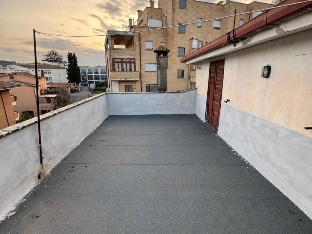 casa indipendente in vendita a Campagnano di Roma