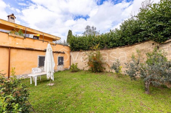 casa indipendente in vendita a Campagnano di Roma