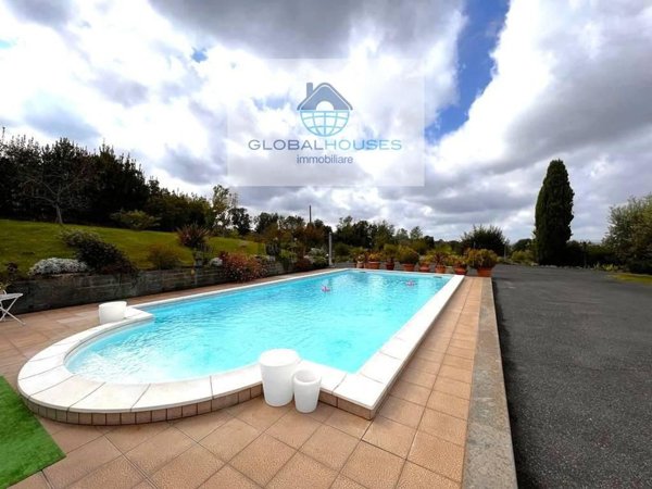 casa indipendente in vendita a Campagnano di Roma