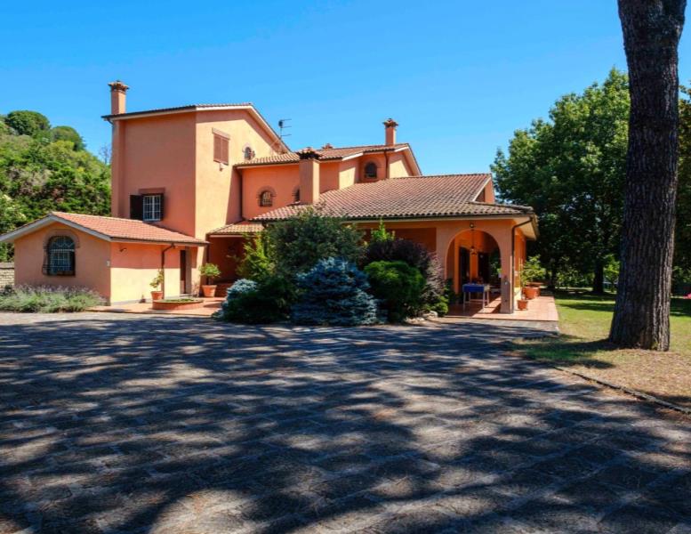 casa indipendente in vendita a Campagnano di Roma