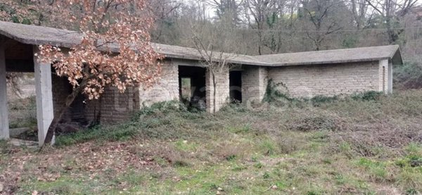 casa indipendente in vendita a Campagnano di Roma