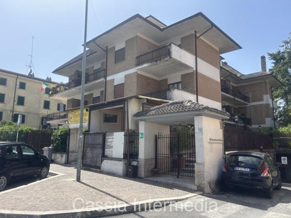 appartamento in vendita a Campagnano di Roma