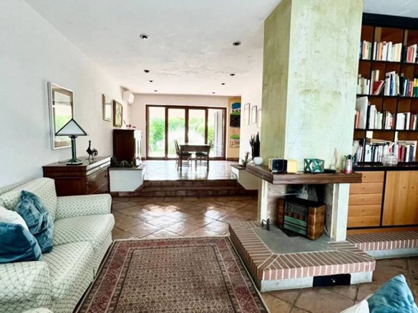 casa indipendente in vendita a Campagnano di Roma