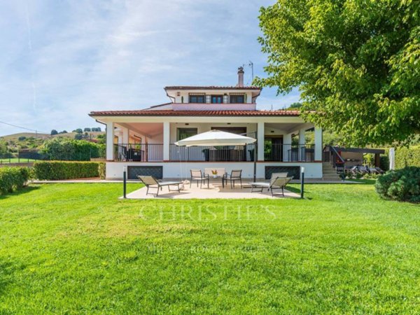 casa indipendente in vendita a Campagnano di Roma