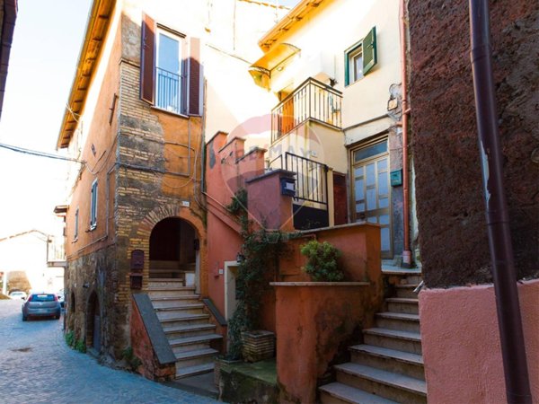 appartamento in vendita a Campagnano di Roma