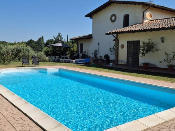 casa indipendente in vendita a Campagnano di Roma