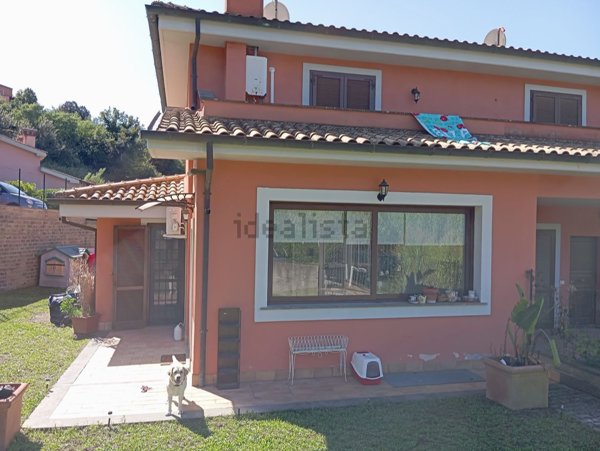 casa indipendente in vendita a Campagnano di Roma