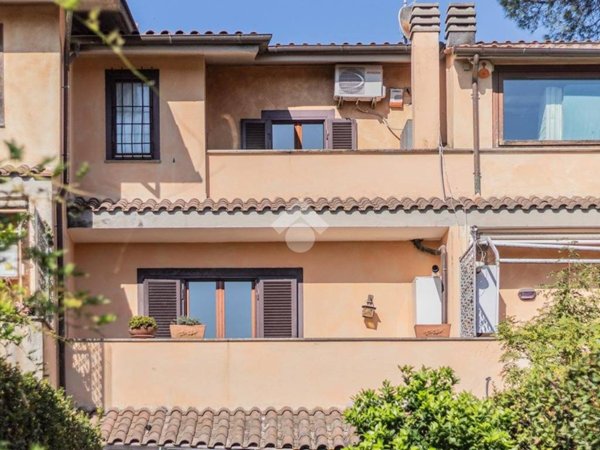 casa indipendente in vendita a Campagnano di Roma