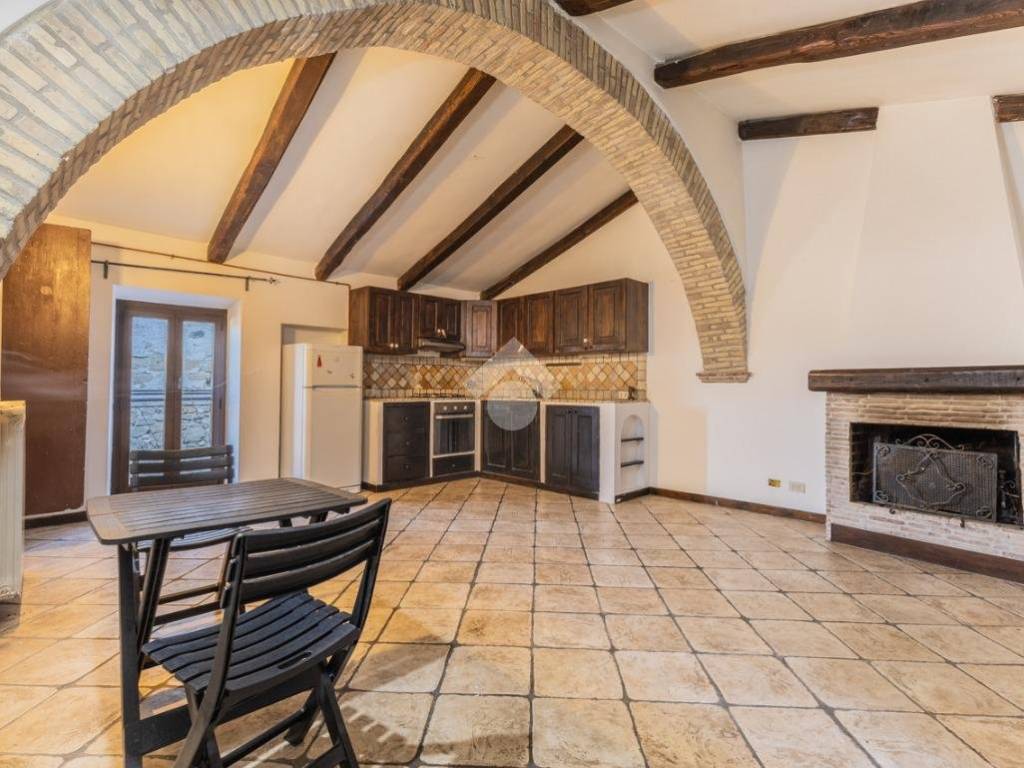 appartamento in vendita a Campagnano di Roma