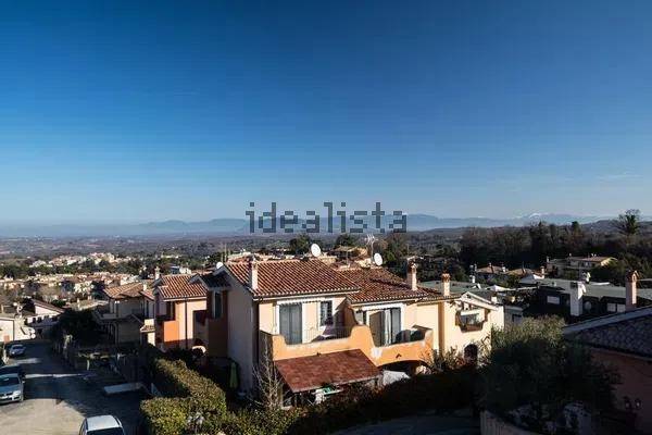 casa indipendente in vendita a Campagnano di Roma