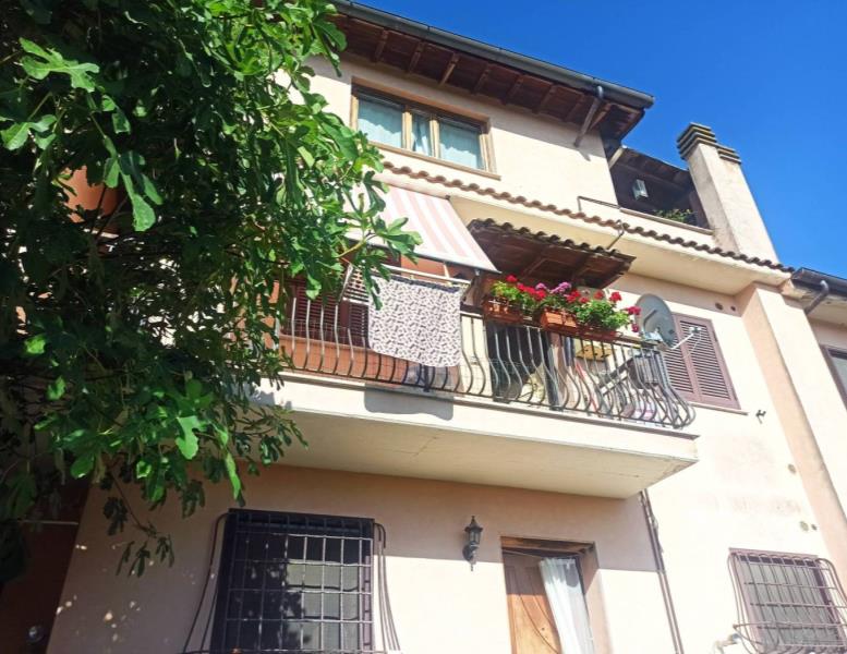 appartamento in vendita a Campagnano di Roma