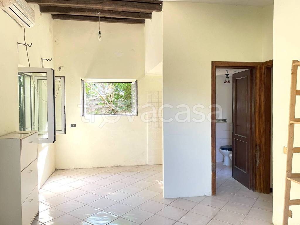 casa indipendente in vendita a Campagnano di Roma