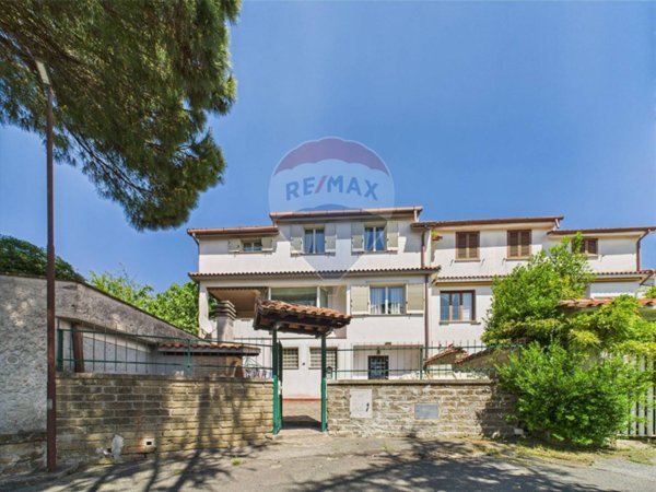 casa indipendente in vendita a Campagnano di Roma