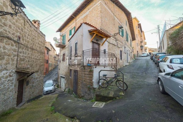 appartamento in vendita a Campagnano di Roma