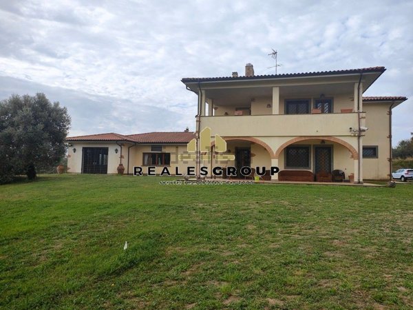 casa indipendente in vendita a Campagnano di Roma