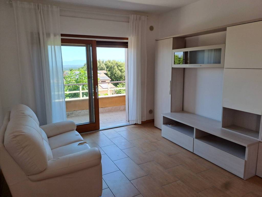 appartamento in vendita a Campagnano di Roma