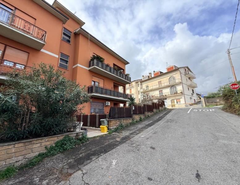appartamento in vendita a Campagnano di Roma