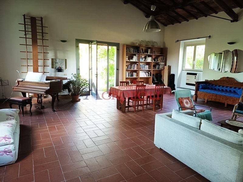 casa indipendente in vendita a Campagnano di Roma