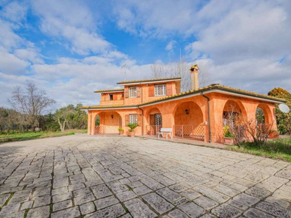 casa indipendente in vendita a Campagnano di Roma