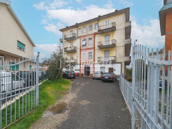 appartamento in vendita a Campagnano di Roma
