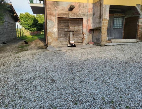 casa indipendente in vendita a Campagnano di Roma